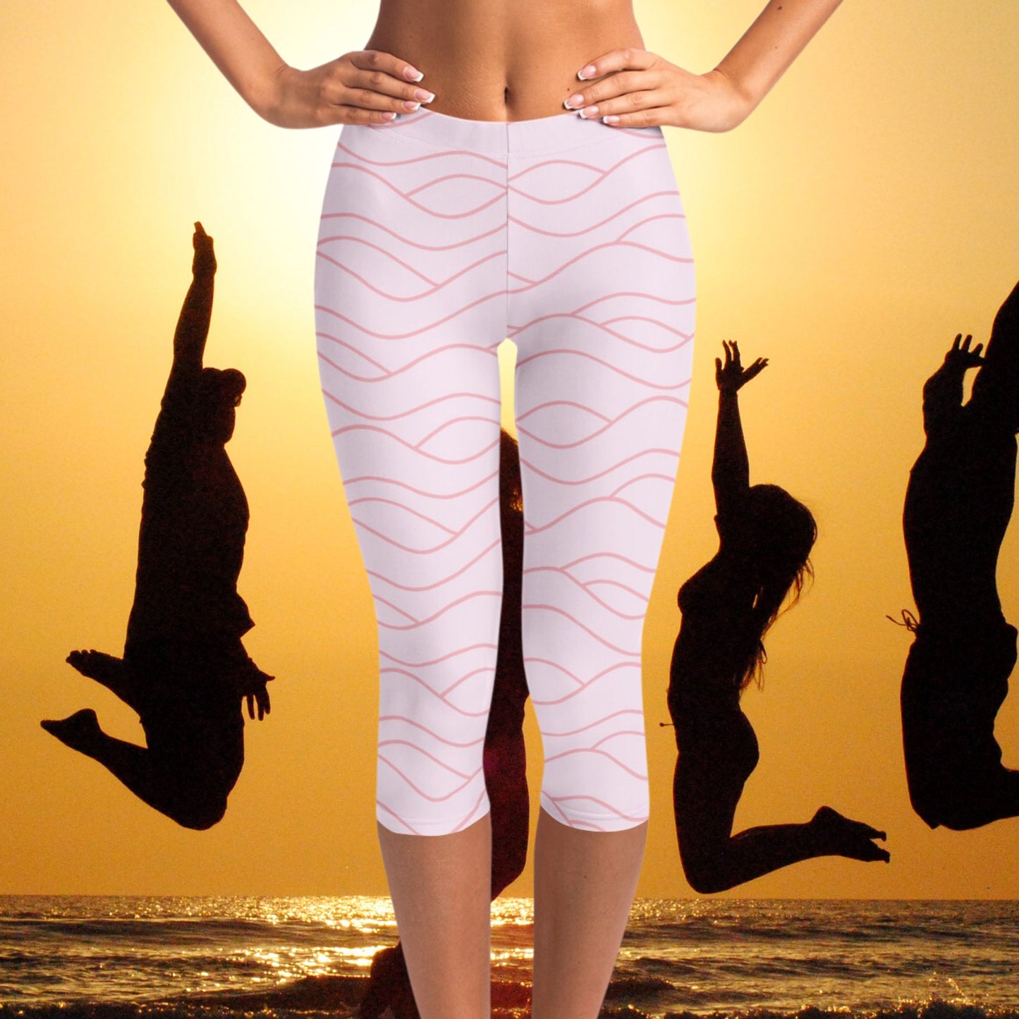 Women's Light Pink Waves Athletic Capri Leggings